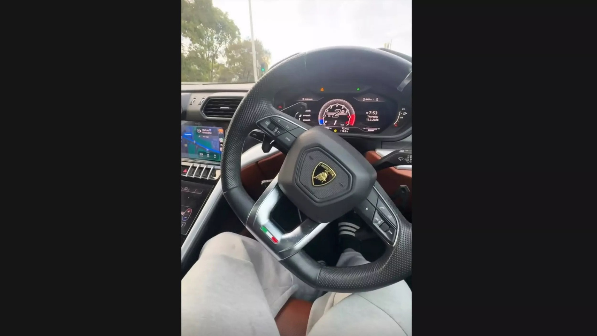 stollen-lamborghini-urus-1-1773549996810-1773549997853224286394-1
