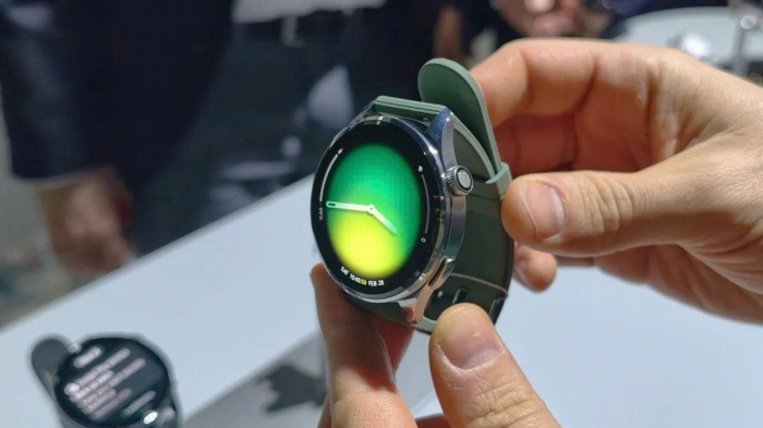 watch-1