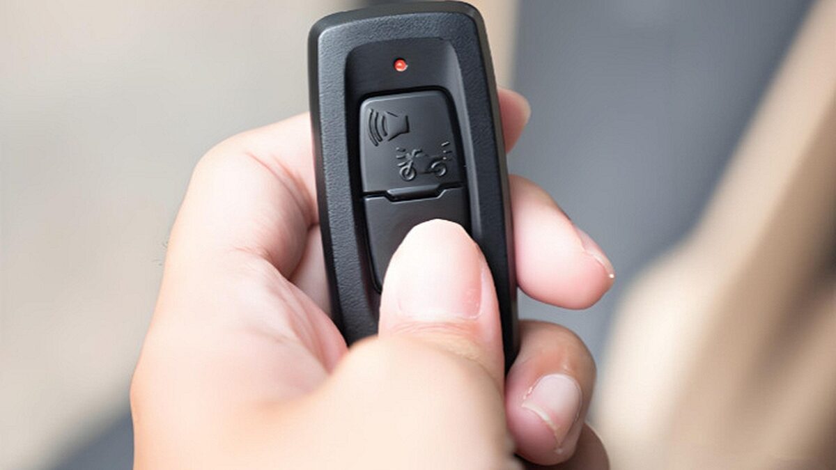 Lời khuyên cho những người đang đi xe máy có sử dụng khóa smartkey