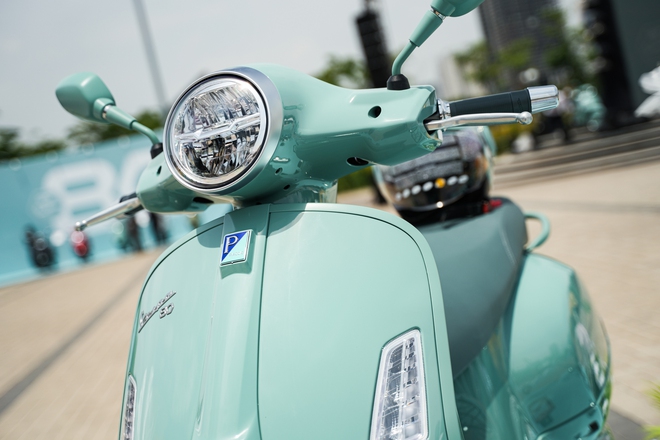 80 năm Vespa: Biểu tượng di sản khuấy động tinh thần trẻ tại Thủ Thiêm Riverstage!- Ảnh 4.