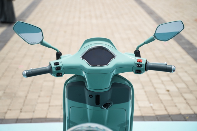80 năm Vespa: Biểu tượng di sản khuấy động tinh thần trẻ tại Thủ Thiêm Riverstage!- Ảnh 10. 80 năm Vespa: Biểu tượng di sản khuấy động tinh thần trẻ tại Thủ Thiêm Riverstage!- Ảnh 10.