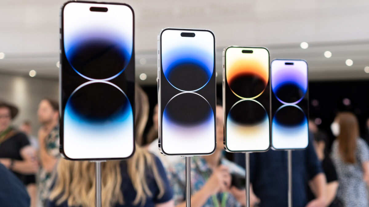 Bảng giá iPhone cũ tháng 7: Giảm thủng đáy, iPhone 14 chỉ từ 10 triệu đồng, iPhone 13 cũ rẻ như cho