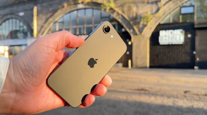 iphone-16e-1
