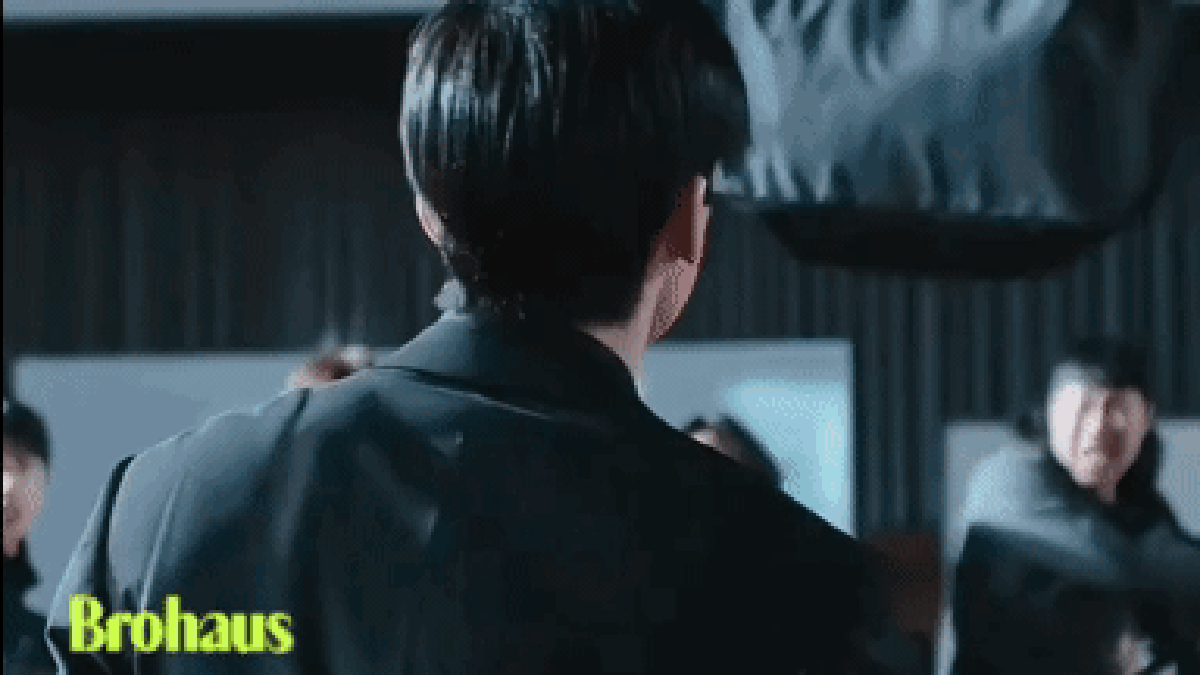 Người tốt chúng ta không cổ xúy bạo lực, nhưng tại sao xem Teach You a Lesson vẫn … thỏa mãn đến thế?