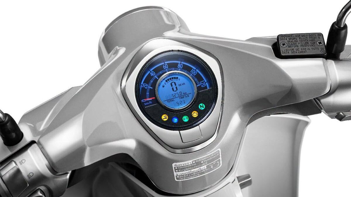 Honda tung ra Super Cub C125 bản đặc biệt: Phối màu hiếm, trang bị ABS khiến dân chơi phát sốt?
