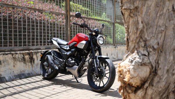 Honda CB190TR chốt giá 50 triệu có phanh ABS hai kênh và ly hợp chống trượt