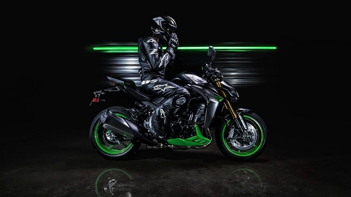 Siêu mô tô 4 xi-lanh Kawasaki Z1100 2027 ra mắt bản mới khiến Honda CB1000R và Yamaha MT-10 tái mặt
