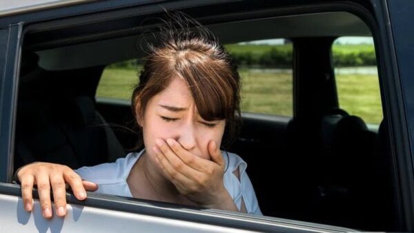Cứ lên ô tô là “buồn nôn, say xe”: Vì sao lại thế?