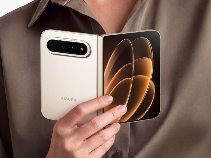 xiaomi-18-fold xiaomi-18-fold