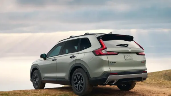 Honda ‘tất tay’ với xe hybrid, hé lộ về CR-V đời mới